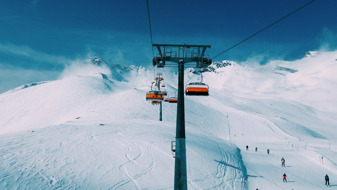 Zugspitze Skifahren: So planst du deinen Tag am Gletscher